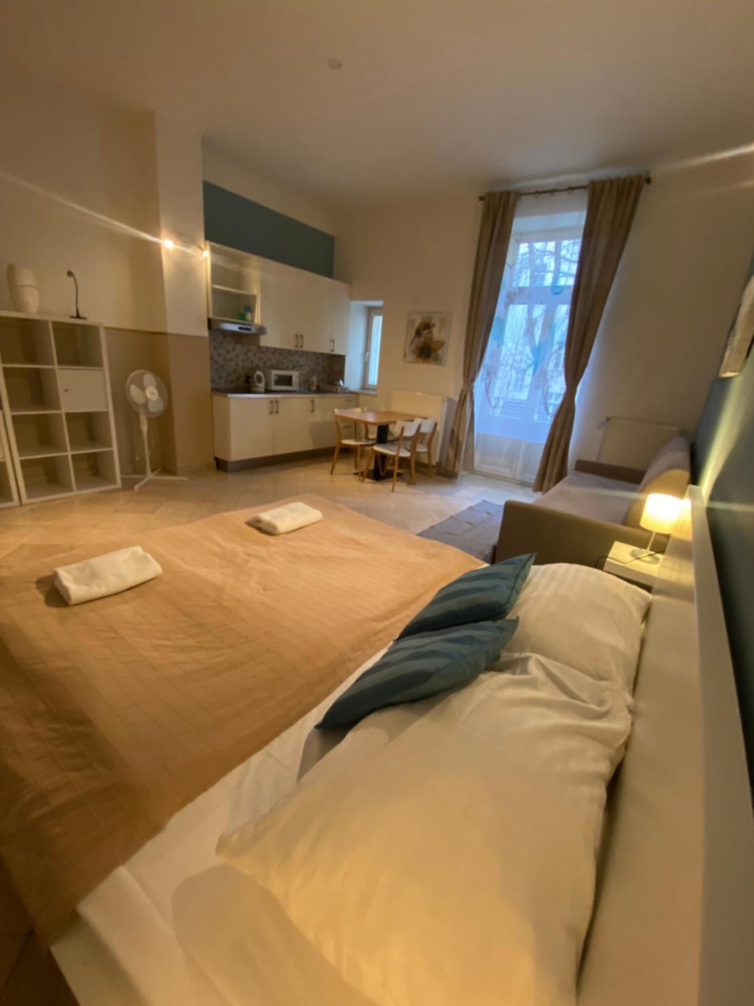 Legerova 33 Apartments プラハ エクステリア 写真